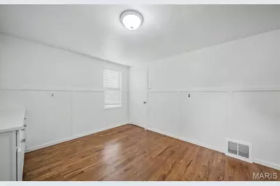 9425 Ridge Avenue, Saint Louis, MO 63114 - Photo 19
