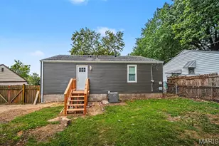 9425 Ridge Ave, Saint Louis, MO 63114 - Photo 35