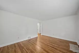 9425 Ridge Ave, Saint Louis, MO 63114 - Photo 13