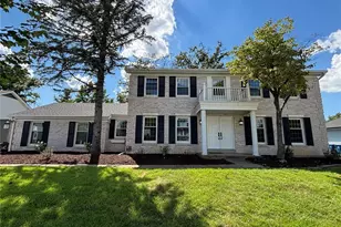1917 Dovercliff Ct, Chesterfield, MO 63017 - Photo 1