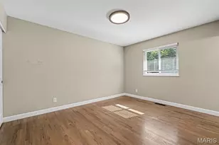 2219 Bentley Manor Dr, Fenton, MO 63026 - Photo 9