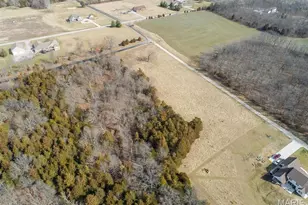 100 Oak View Farms Dr, Foristell, MO 63348 - Photo 1
