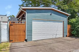 5220 Highland Ave, Saint Louis, MO 63113 - Photo 23