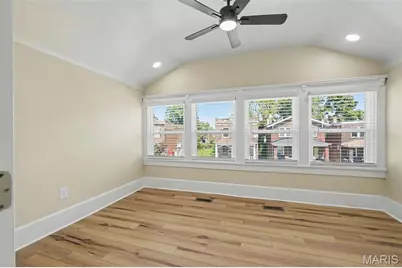 5220 Highland Avenue, Saint Louis, MO 63113 - Photo 15