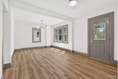 4081 Burgen Avenue, Saint Louis, MO 63116 - Photo 9