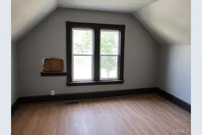 6732 Robbins Avenue, Saint Louis, MO 63133 - Photo 5