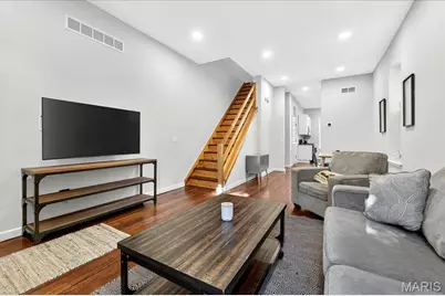 1323 Shenandoah Avenue, Saint Louis, MO 63104 - Photo 5