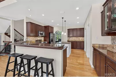 5450 Hagemann Pointe Drive, Saint Louis, MO 63128 - Photo 9