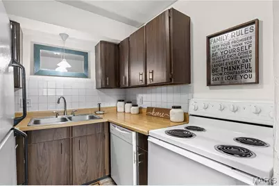 1941 Gascony Parc Drive #1941, Lake Saint Louis, MO 63367 - Photo 9