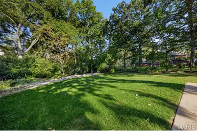 429 S Rock Hill Road, Saint Louis, MO 63119 - Photo 39