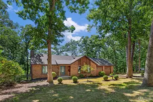 19 Greenview Dr, Defiance, MO 63341 - Photo 3