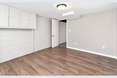 350 N New Florissant Road, Saint Louis, MO 63031 - Photo 15
