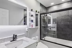 2902 Flameglow Dr, Saint Louis, MO 63129 - Photo 39
