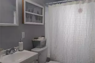 142 Monica Dr, Sunset Hills, MO 63127 - Photo 11
