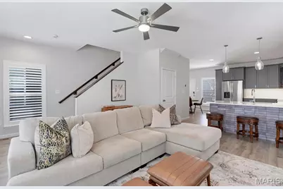9409 Vandervoort Court, Crestwood, MO 63126 - Photo 5