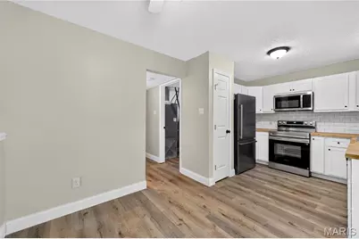 306 Della Drive, Saint Peters, MO 63376 - Photo 9