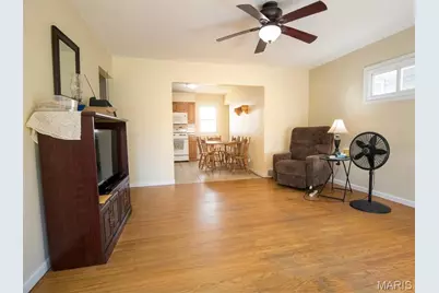 3907 McCausland Avenue, Saint Louis, MO 63109 - Photo 3
