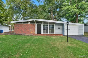 430 Holiday Hill Dr, Florissant, MO 63033 - Photo 1