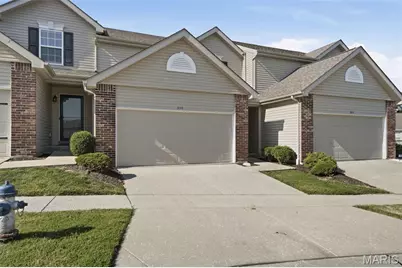 330 Willott Square Drive, Saint Peters, MO 63376 - Photo 3