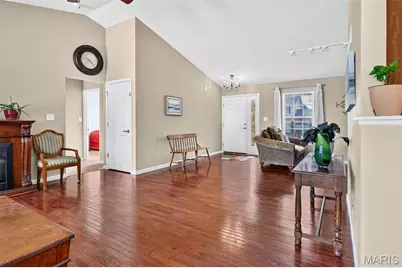 1093 Renfrew Lane, O'Fallon, MO 63366 - Photo 3
