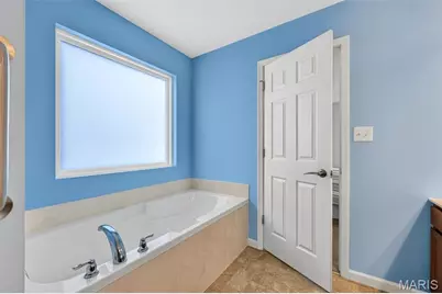 1093 Renfrew Lane, O'Fallon, MO 63366 - Photo 21