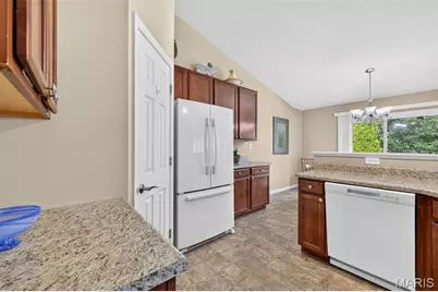 1093 Renfrew Lane, O'Fallon, MO 63366 - Photo 15