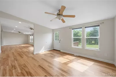 25484 Sky Drive, Warrenton, MO 63383 - Photo 5