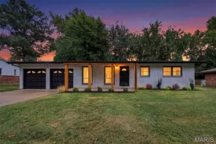 210 S Duchesne Dr, Saint Charles, MO 63301 - Photo 3