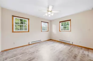 210 S Duchesne Dr, Saint Charles, MO 63301 - Photo 35