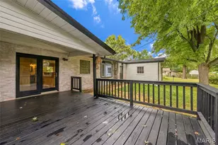 210 S Duchesne Dr, Saint Charles, MO 63301 - Photo 41