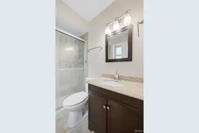 210 S Duchesne Drive, Saint Charles, MO 63301 - Photo 25
