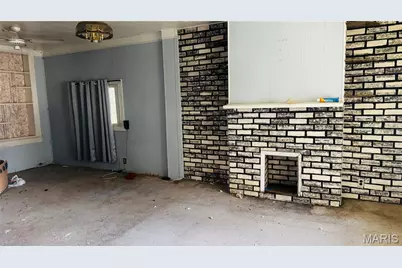 7127 Virginia Avenue, Saint Louis, MO 63111 - Photo 3