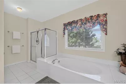 511 Westonridge Court, Ballwin, MO 63021 - Photo 27