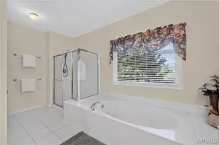 511 Westonridge Ct, Ballwin, MO 63021 - Photo 27