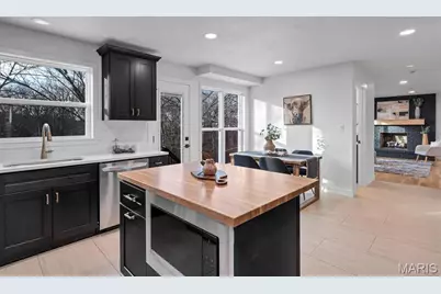 4662 Britcastle Drive, Saint Louis, MO 63128 - Photo 25