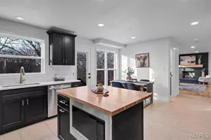 4662 Britcastle Dr, Saint Louis, MO 63128 - Photo 25