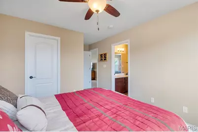 221 Oakhurst Circle, O'Fallon, MO 63368 - Photo 39