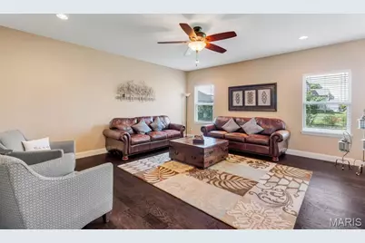 221 Oakhurst Circle, O'Fallon, MO 63367 - Photo 9