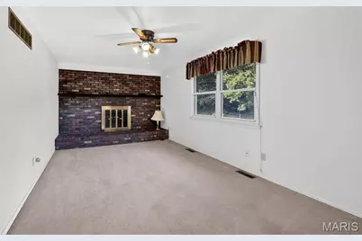 11889 Laredo Court, Saint Louis, MO 63138 - Photo 7