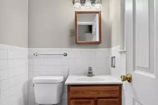 11889 Laredo Ct, Saint Louis, MO 63138 - Photo 17