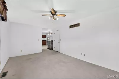 11889 Laredo Court, Saint Louis, MO 63138 - Photo 9