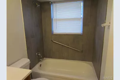 1103 Northdale Avenue, Saint Louis, MO 63138 - Photo 9