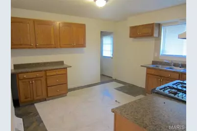 1103 Northdale Avenue, Saint Louis, MO 63138 - Photo 3