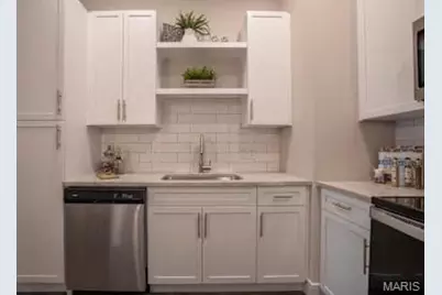 226 E Lockwood Avenue #108, Saint Louis, MO 63119 - Photo 13