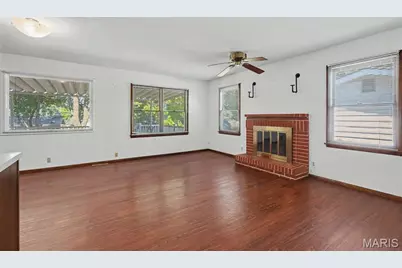 2025 Derhake Road, Florissant, MO 63033 - Photo 9