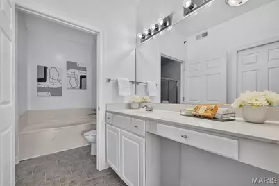 13101 Mill Crossing Court #200, Creve Coeur, MO 63141 - Photo 25