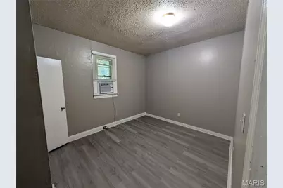 7044 Beulah Avenue, Jennings, MO 63136 - Photo 7