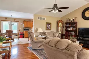 196 Indian Prairie Ln, Union, MO 63084 - Photo 3