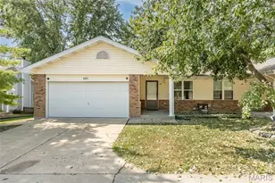 2421 Muegge Rd, Saint Charles, MO 63303 - Photo 1