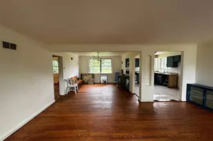 1823 Parker Rd, Saint Louis, MO 63138 - Photo 3